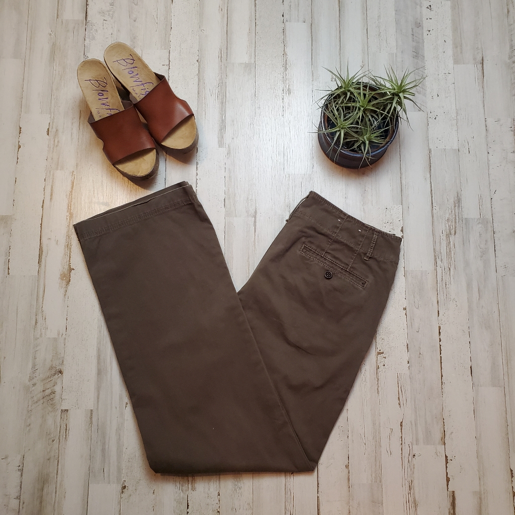 Eddie Bauer Brand Womens VashonFit Brown Denims